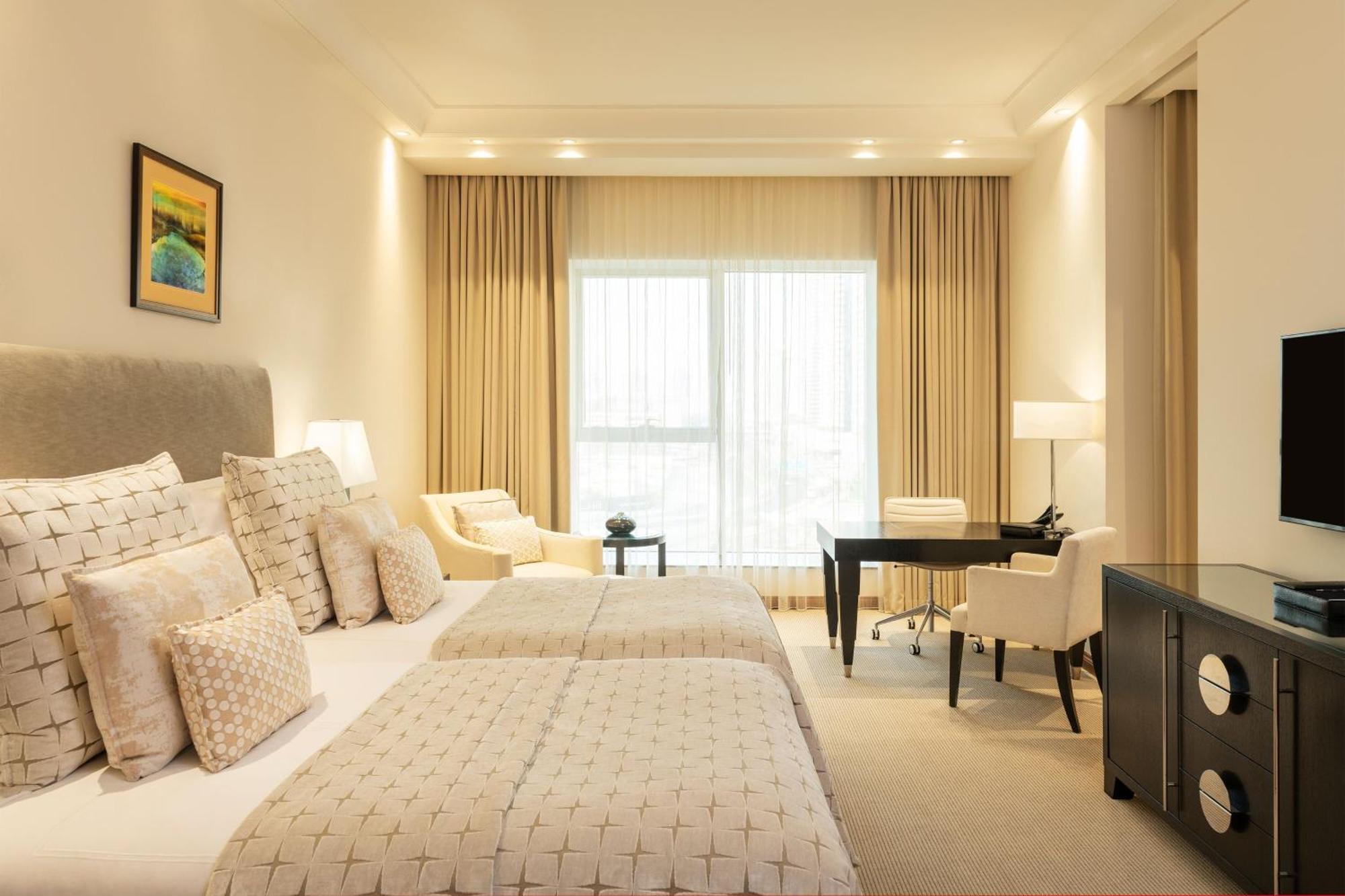Grosvenor House, A Luxury Collection Hotel,
